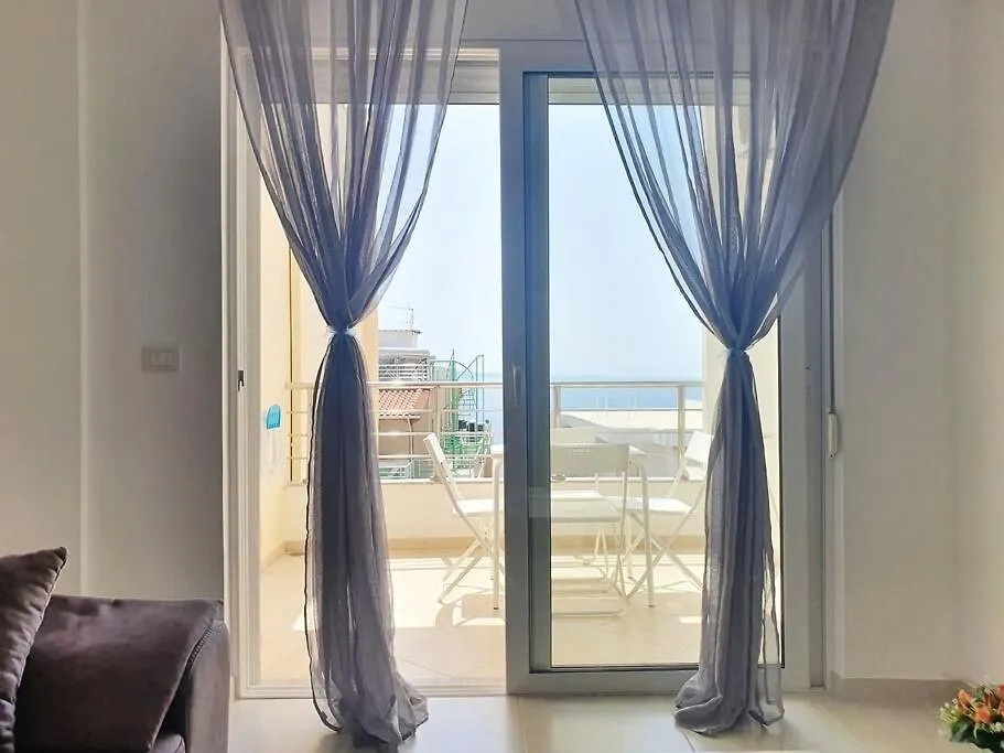 Ares 2 / Summer Apartment Close To The Beach Sarandë