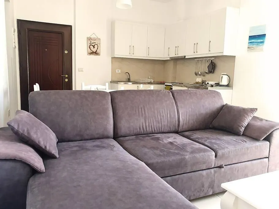Ares 2 / Summer Apartment Close To The Beach Sarandë アルバニア