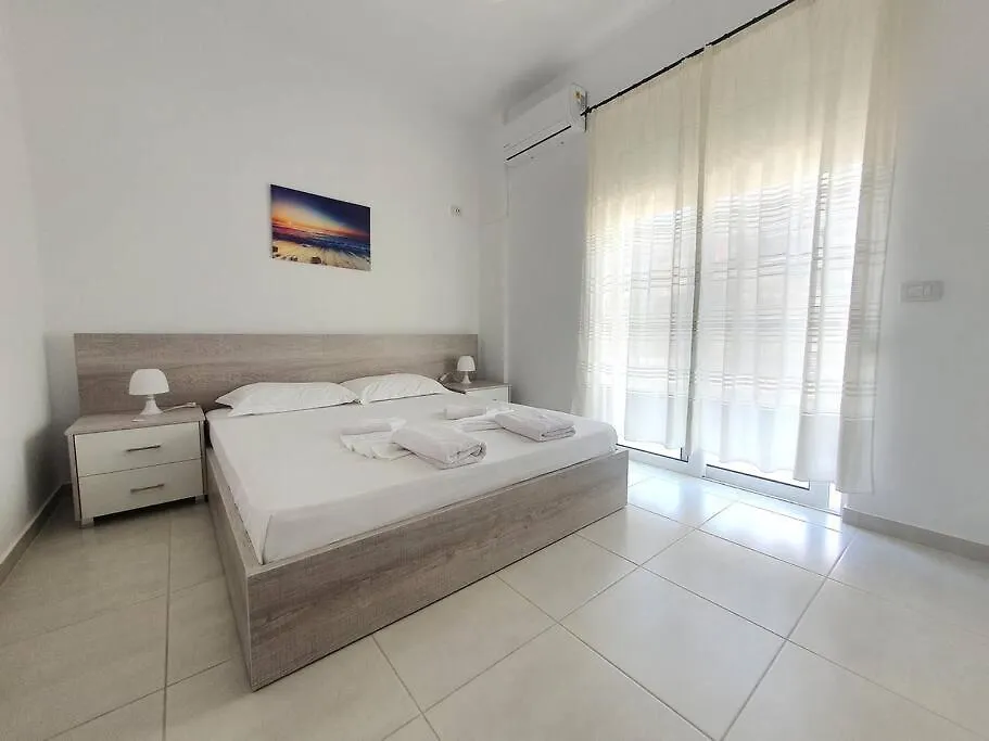 Ares 2 / Summer Apartment Close To The Beach Sarandë