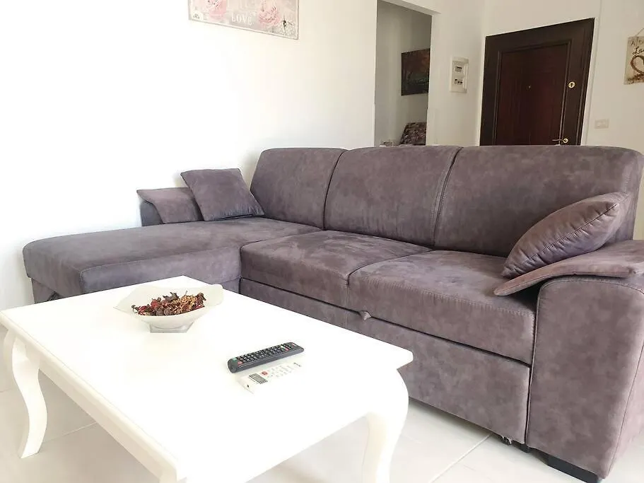 Ares 2 / Summer Apartment Close To The Beach Sarandë 0*,